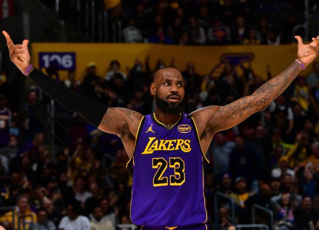 nba现役超巨,NBA现役超巨出场次数