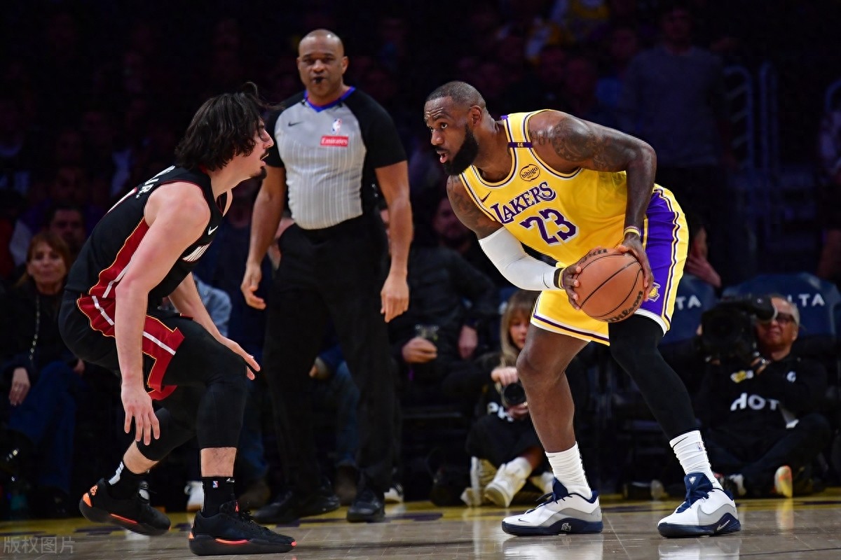 nba直播湖人vs热火,nba湖人与热火现场直播