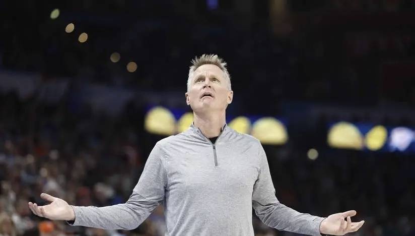 nba骂裁判,篮球骂裁判是什么犯规