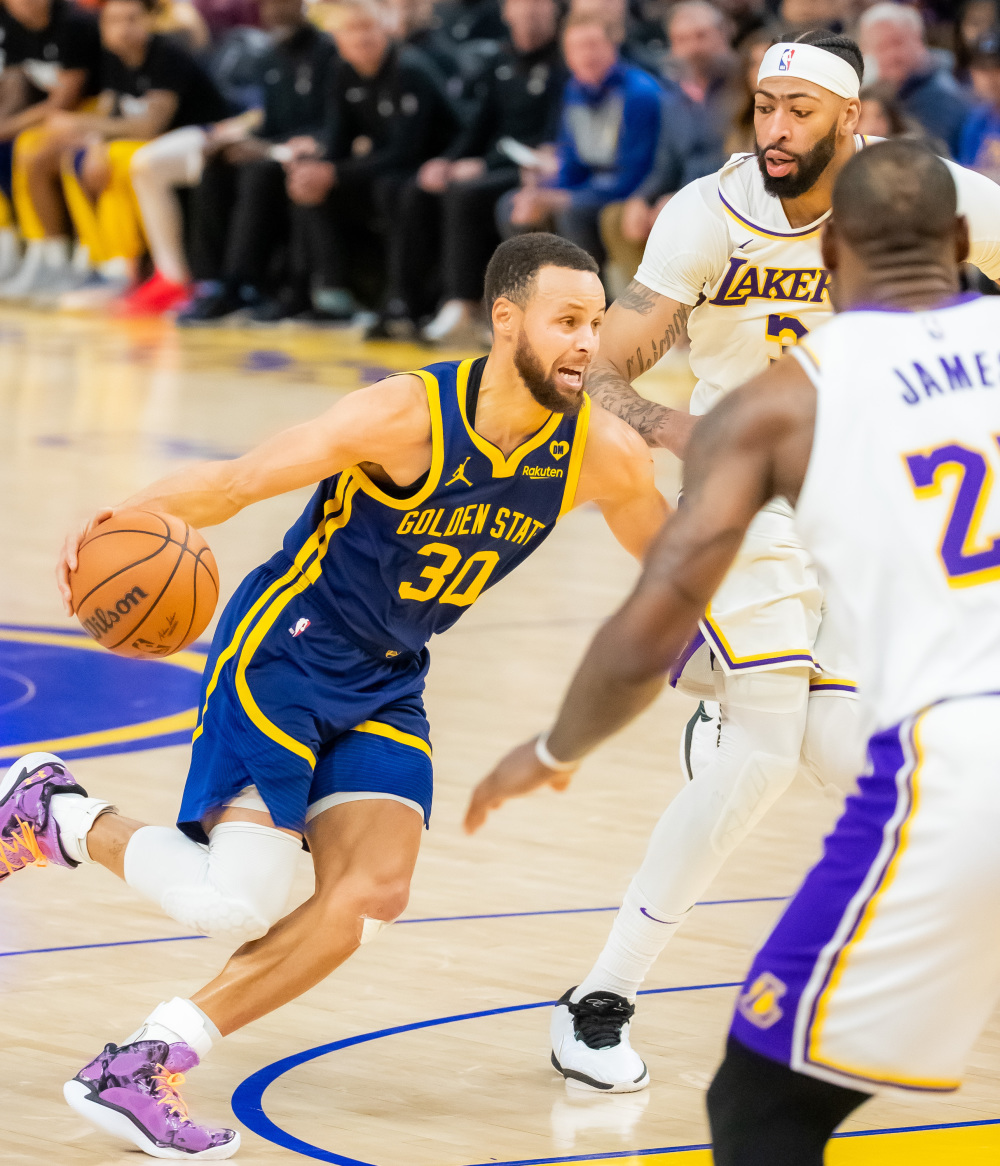 nba用的什么篮球,nba现在用什么品牌篮球