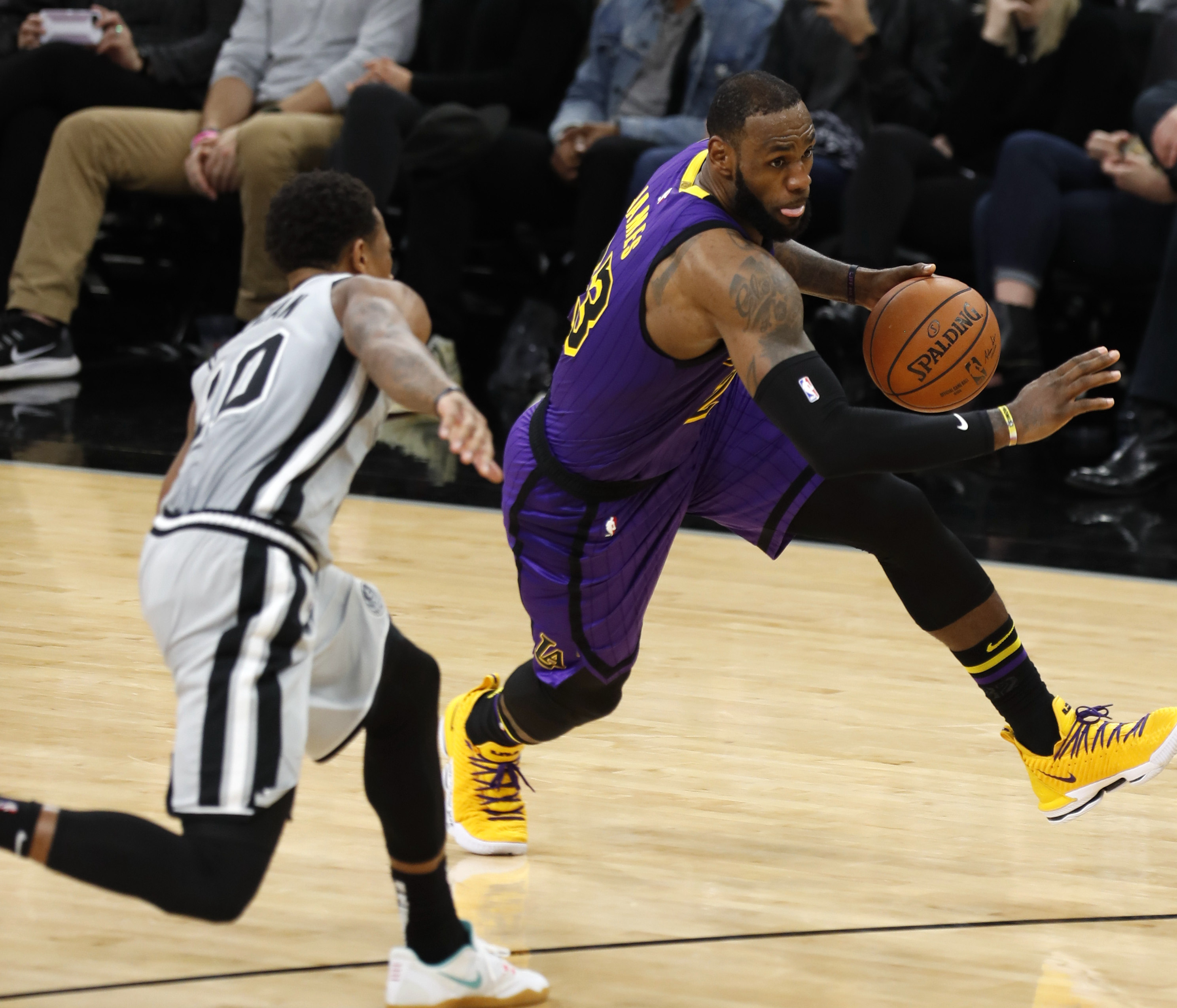 免费高清直播nba,免费高清直播欧冠杯视频?