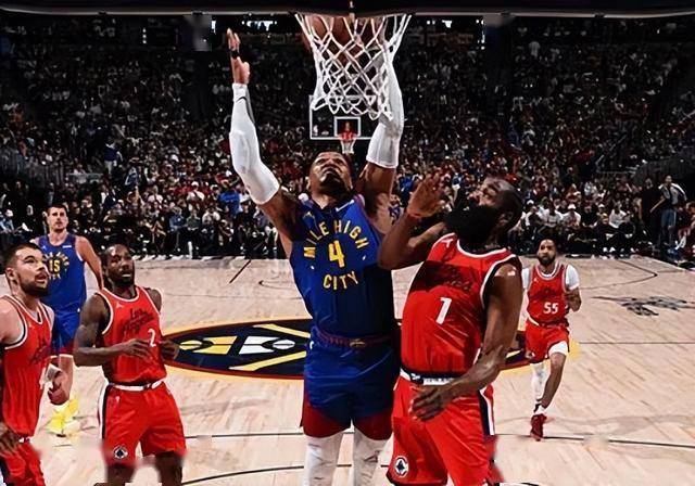 nba季后赛首轮,NBA季后赛首轮的开赛时间是哪天